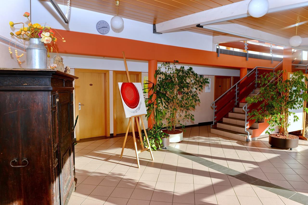 Bildungshaus Schloss Krastowitz Hotel Klagenfurt am Woerthersee Kültér fotó
